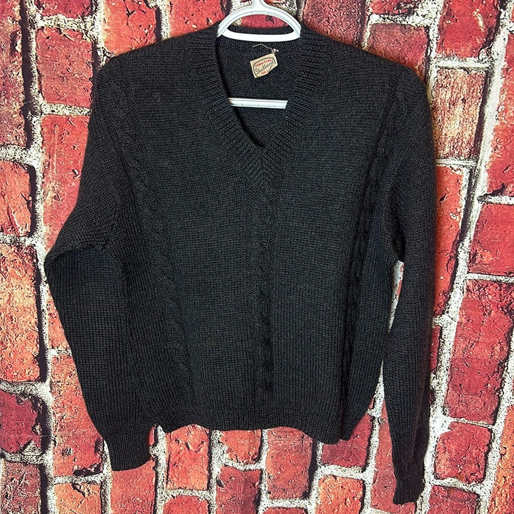 Robert Hansens Shetland gray men’s sweater size 42